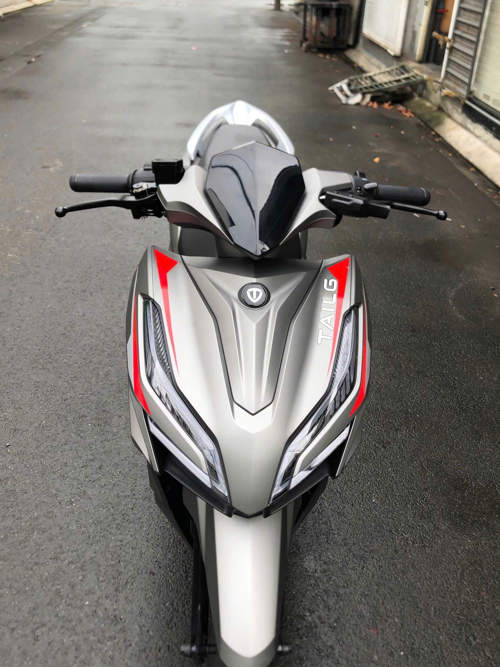 Xe máy điện Tailg T71 Vario 8 chạy được bao nhiêu km? Xe máy điện Tailg T71 Vario 8 chạy được bao nhiêu km?