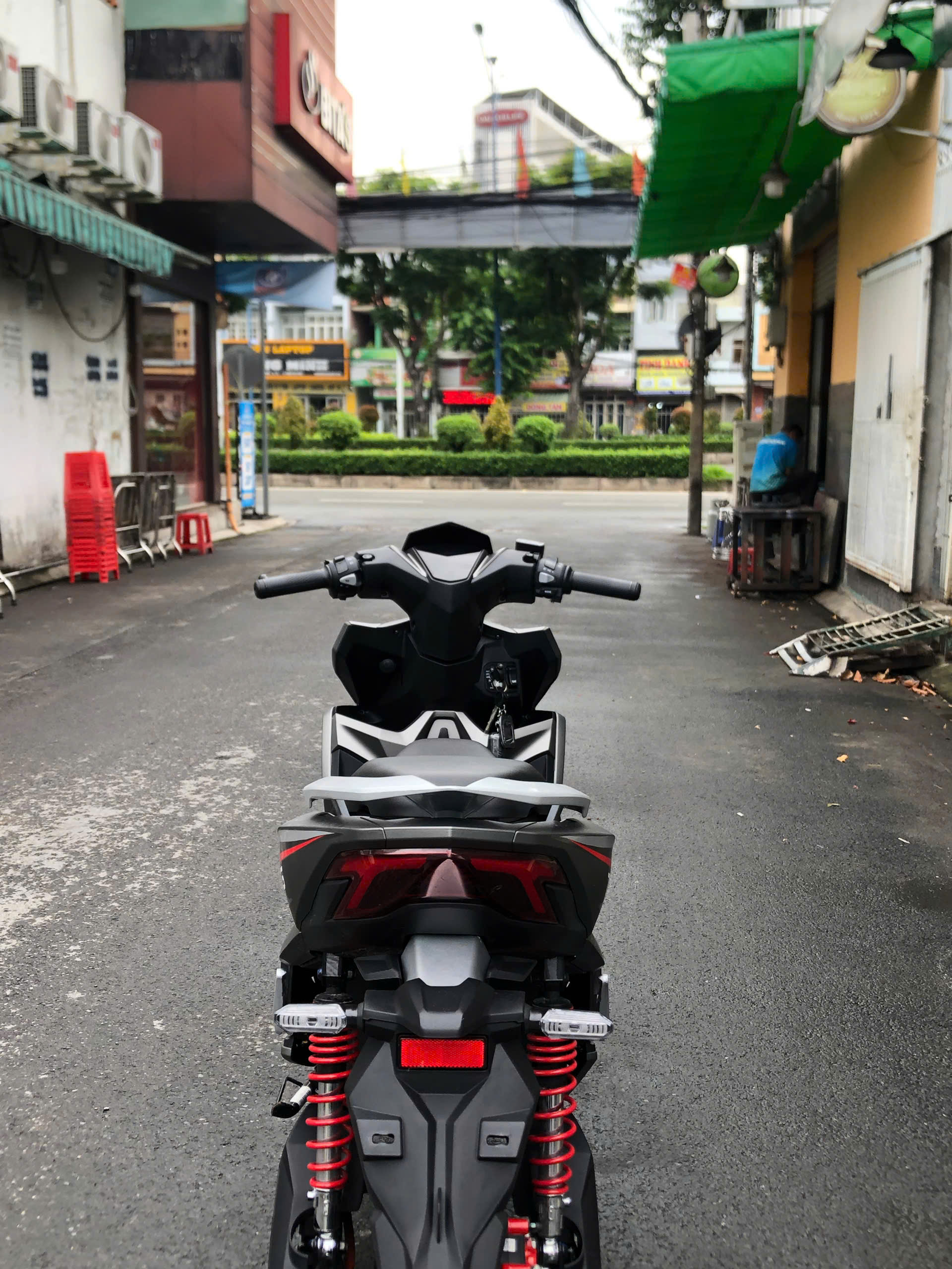 Xe máy điện Tailg T71 Vario 8 chạy được bao nhiêu km? Xe máy điện Tailg T71 Vario 8 chạy được bao nhiêu km?
