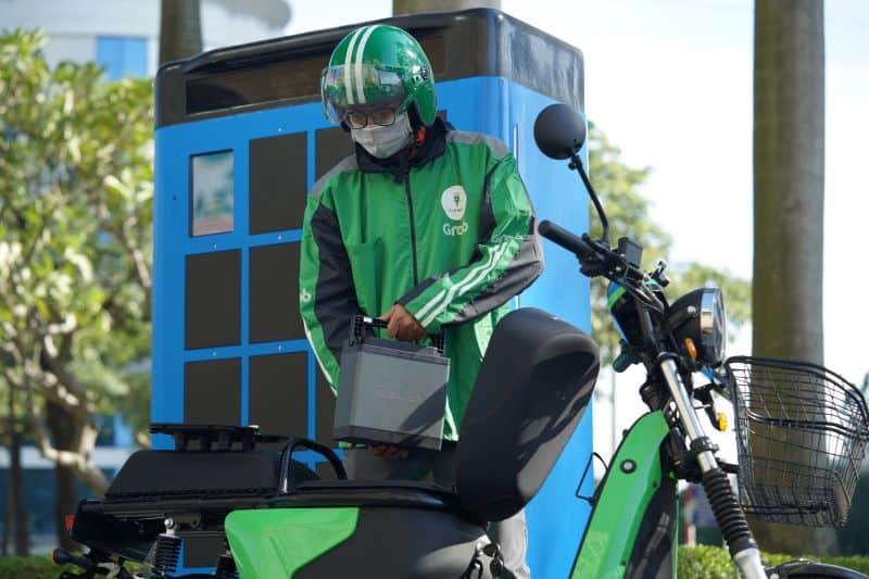 Đổi pin xe điện có thể thay thế đổ xăng trong tương lai gần? Đổi pin xe điện có thể thay thế đổ xăng trong tương lai gần?