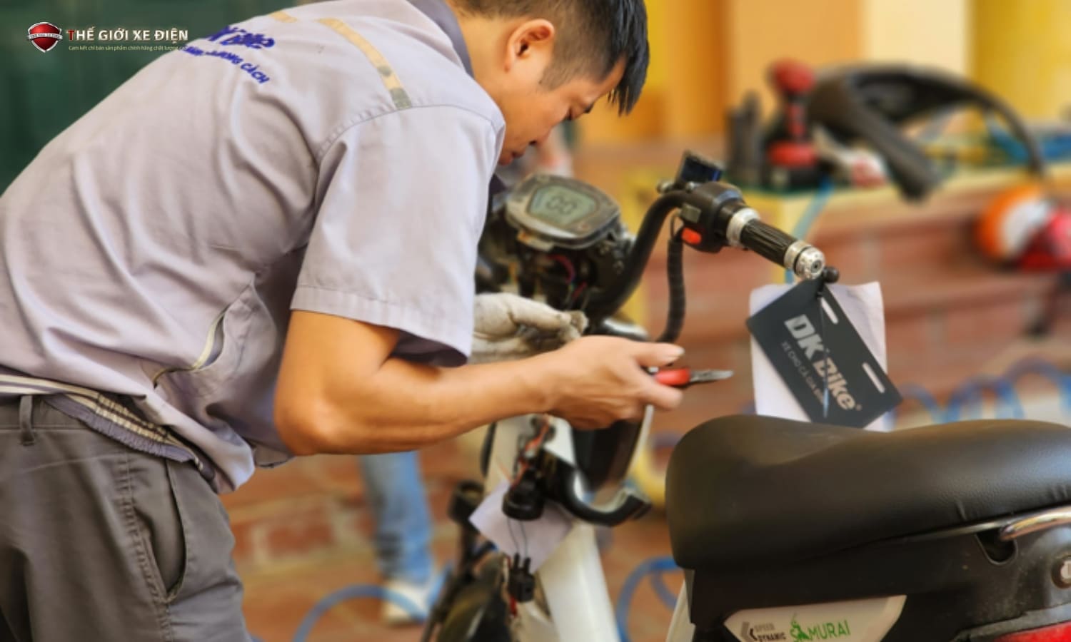 Xe máy điện hư hỏng có dễ thay thế phụ tùng không?