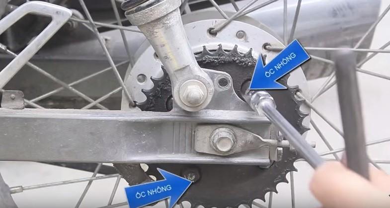 thay xích xe máy 50cc hết bao nhiêu tiền