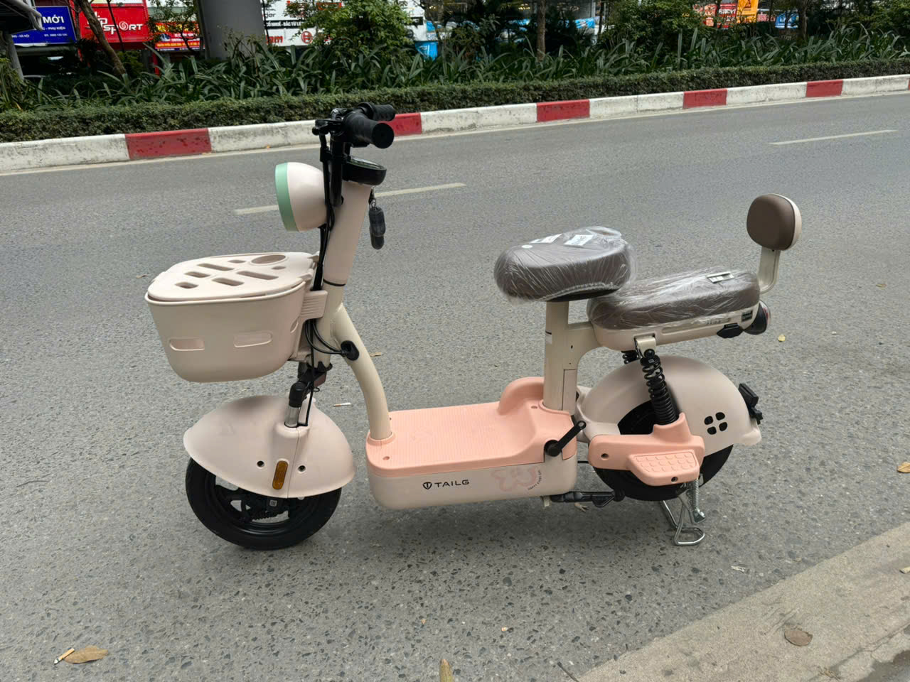 Cuộc họp 27/2, Hà Nội tăng tốc xanh hóa taxi, chuyển đổi sang xe điện Cuộc họp 27/2, Hà Nội tăng tốc xanh hóa taxi, chuyển đổi sang xe điện